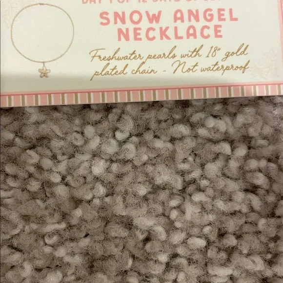 Lex Noel Necklace - Picture 4 of 5